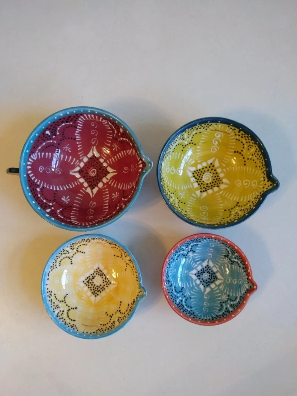 Anthropologie 4pc Ceramic Nesting Measuring Cups